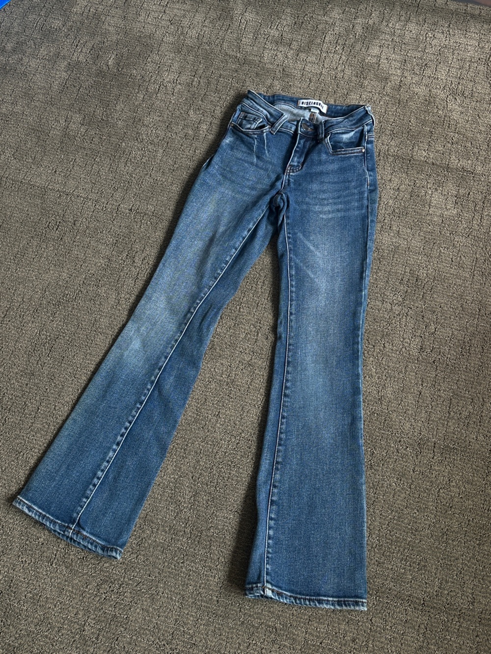 Disclosure Stretchy Bootcut Flare Mid Rise Medium Wash Jeans - Size 24